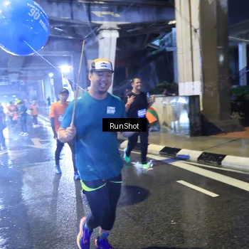 Runner Photo 7921677