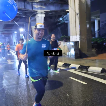 Runner Photo 7921679