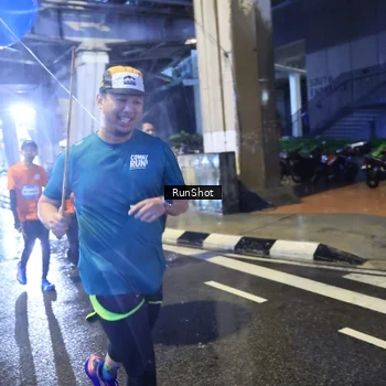Runner Photo 7921682