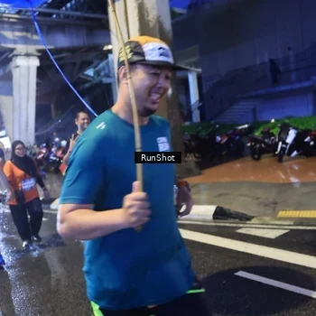 Runner Photo 7921684