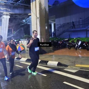 Runner Photo 7921688