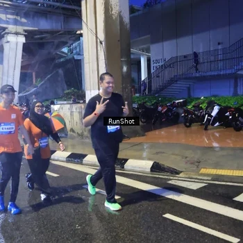 Runner Photo 7921701
