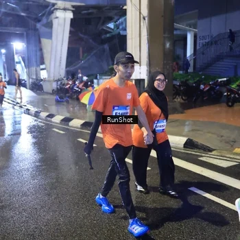 Runner Photo 7921712