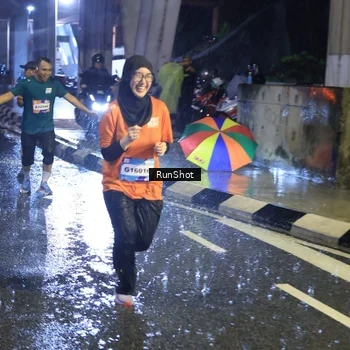 Runner Photo 7921717