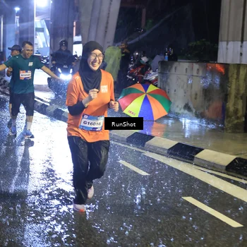 Runner Photo 7921730