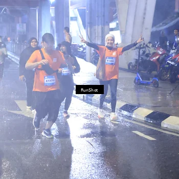Runner Photo 7921733