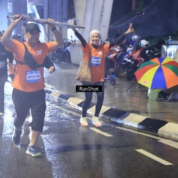 Runner Photo 7921739