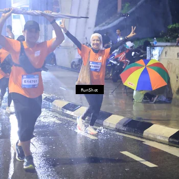 Runner Photo 7921743