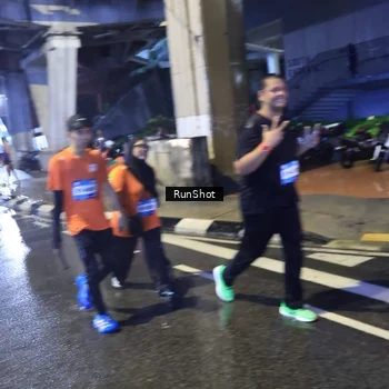 Runner Photo 7921745