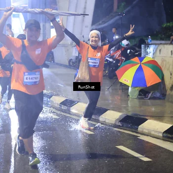 Runner Photo 7921746
