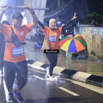 Runner Photo 7921752