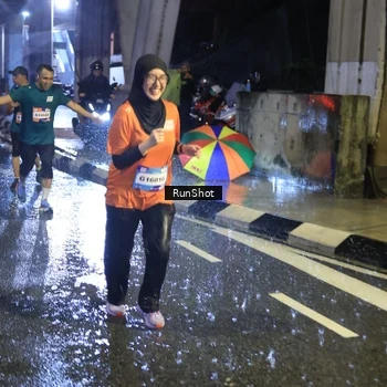 Runner Photo 7921753