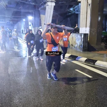 Runner Photo 7921761