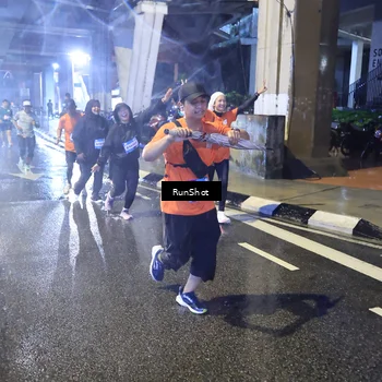 Runner Photo 7921765