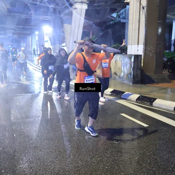 Runner Photo 7921766