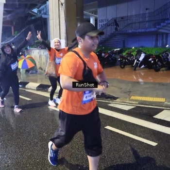 Runner Photo 7921775
