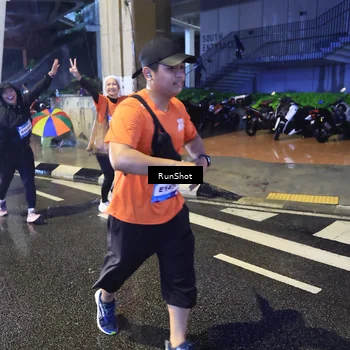 Runner Photo 7921776