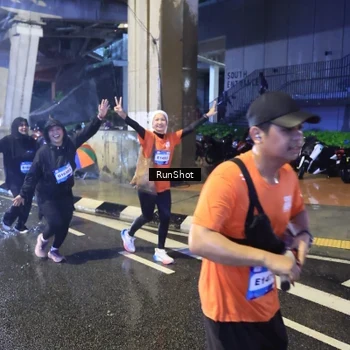 Runner Photo 7921777