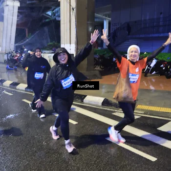 Runner Photo 7921788
