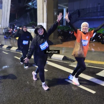 Runner Photo 7921789