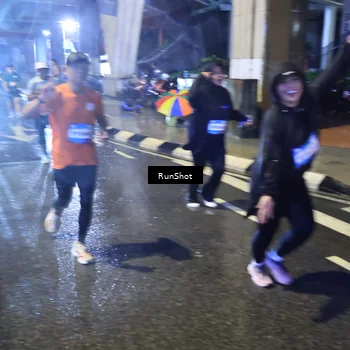 Runner Photo 7921791