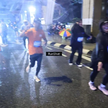 Runner Photo 7921792