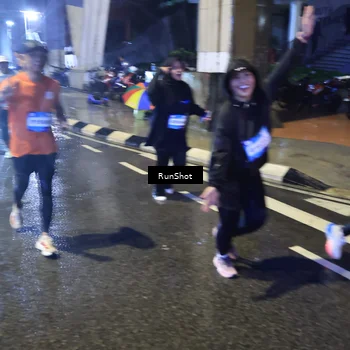 Runner Photo 7921793