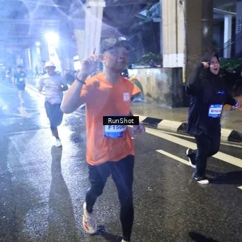 Runner Photo 7921797