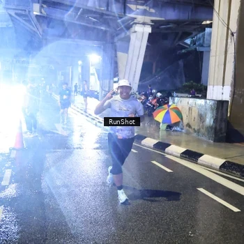 Runner Photo 7921803