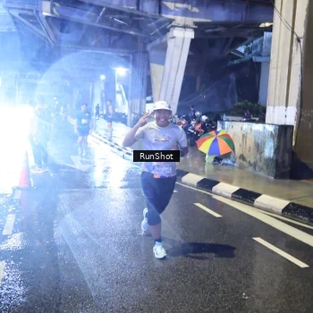 Runner Photo 7921806