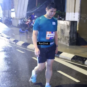 Runner Photo 7921844