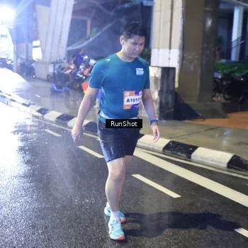 Runner Photo 7921847