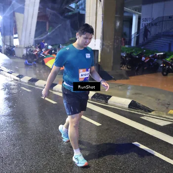 Runner Photo 7921854