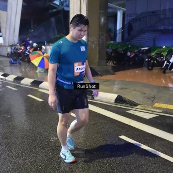 Runner Photo 7921855