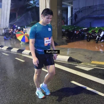 Runner Photo 7921856