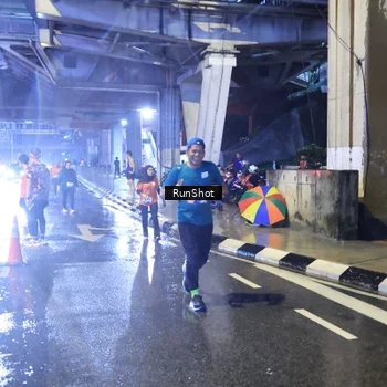 Runner Photo 7921858