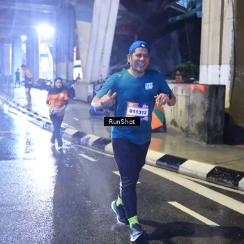 Runner Photo 7921867