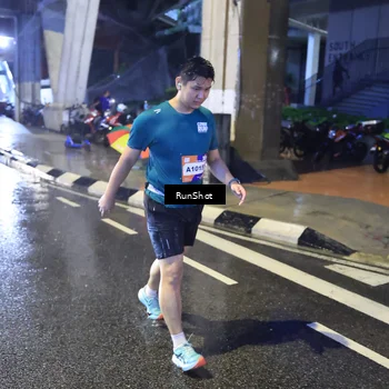 Runner Photo 7921870