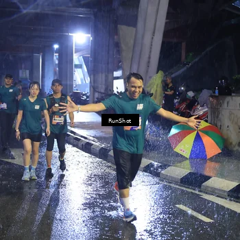 Runner Photo 7921884