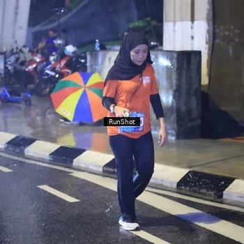 Runner Photo 7921892