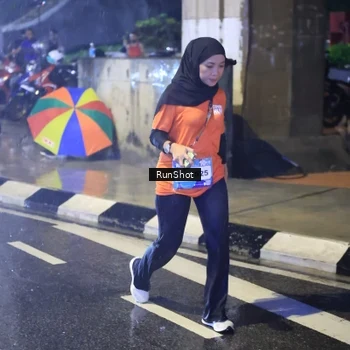 Runner Photo 7921898