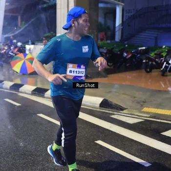 Runner Photo 7921903