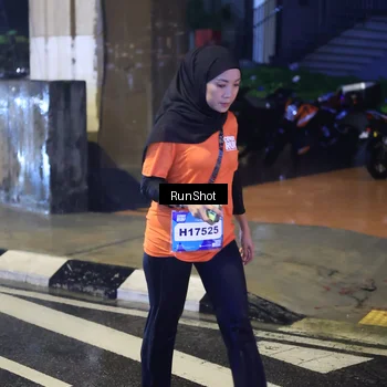 Runner Photo 7921912