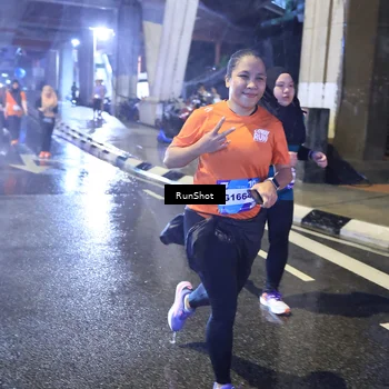 Runner Photo 7921929
