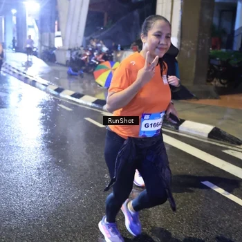 Runner Photo 7921932