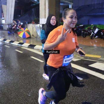 Runner Photo 7921940