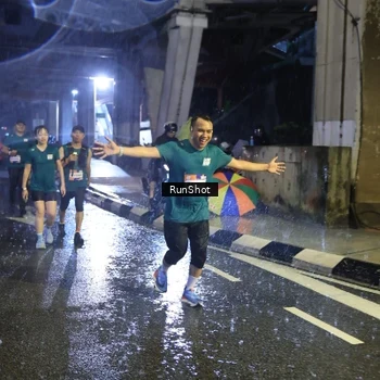 Runner Photo 7921961