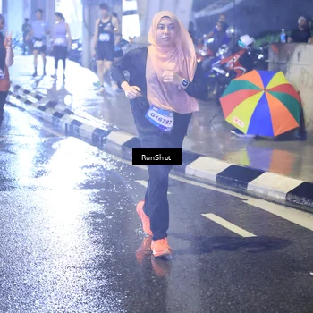 Runner Photo 7921964