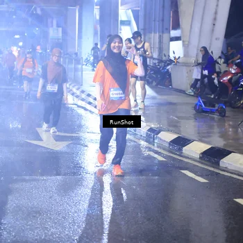 Runner Photo 7921990