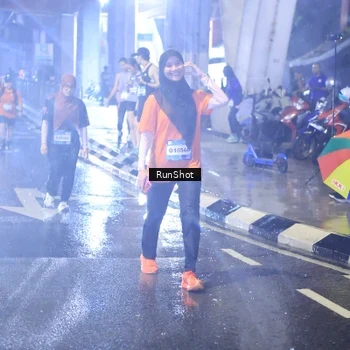 Runner Photo 7921995